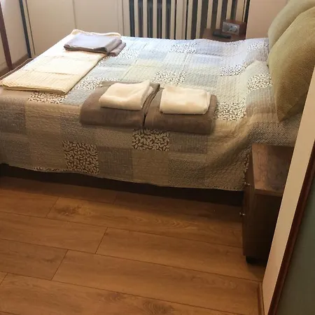 Bedroom - Center Apartment *